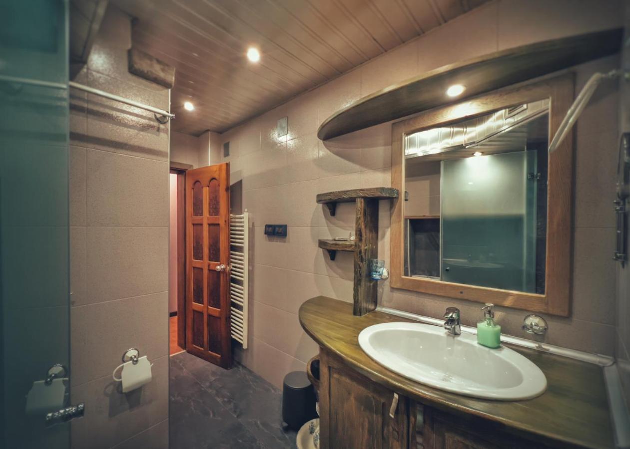 Тhe Bohemian Lodge-Entire House With Sauna Велико-Тырново Экстерьер фото