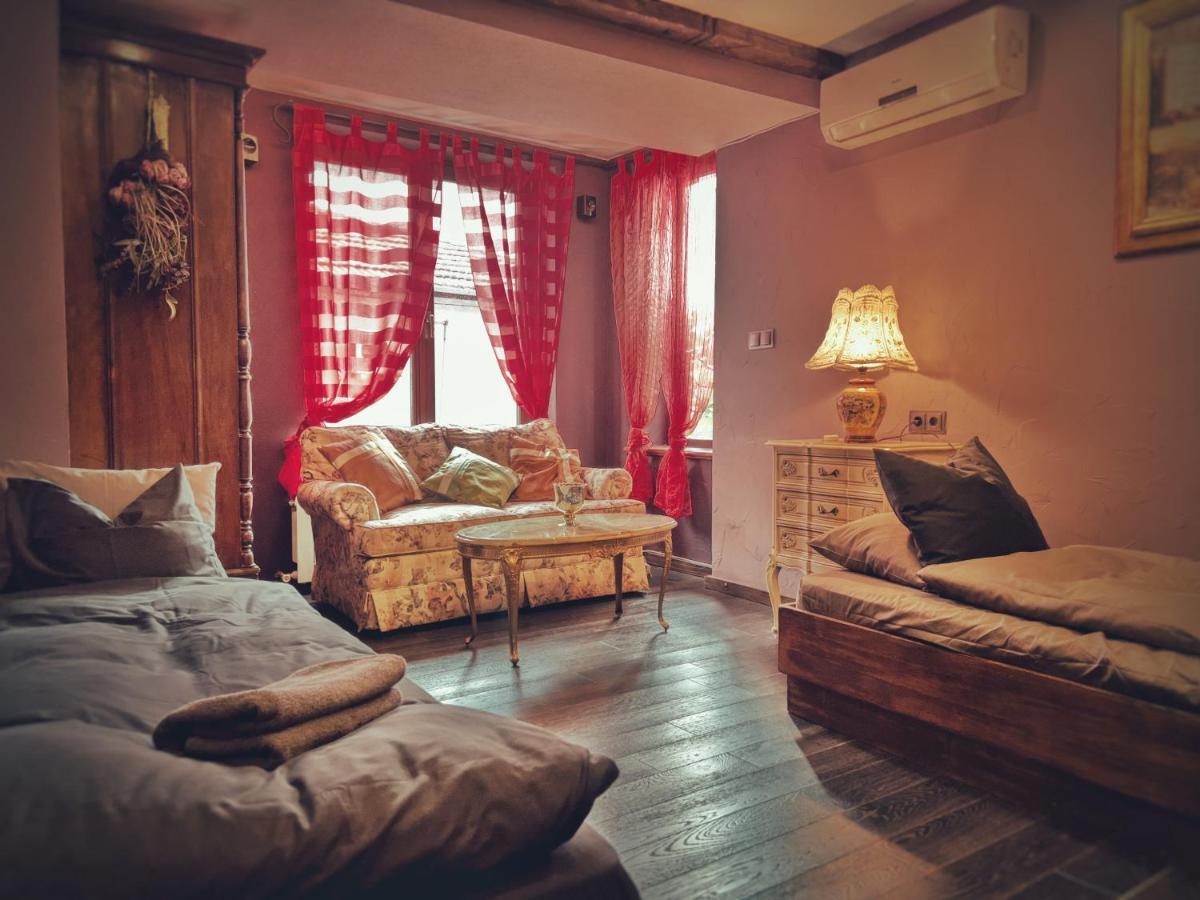 Тhe Bohemian Lodge-Entire House With Sauna Велико-Тырново Экстерьер фото