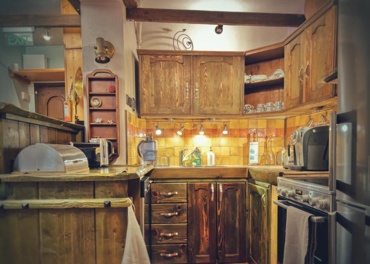 Тhe Bohemian Lodge-Entire House With Sauna Велико-Тырново Экстерьер фото